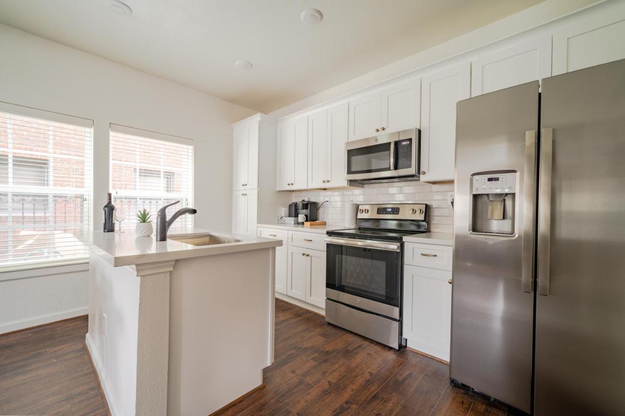 Unit 1 - Spacious & Renovated Apt Home In The City'S Action Houston Exteriér fotografie